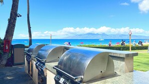 Property grounds - The Whaler Resort on Kaanapali Beach Ocean Views + Modern Upgrades in Studio 316 (Lahaina)