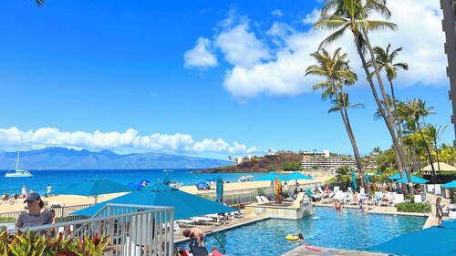 The Whaler Resort on Kaanapali Beach Ocean Views + Modern Upgrades in Studio 316