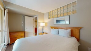 2 sovrum, strykjärn/strykbräda och internet