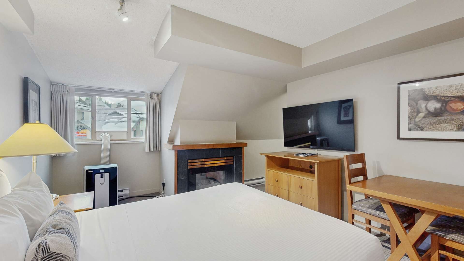 Iron/ironing board, Internet