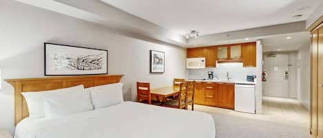 Iron/ironing board, Internet