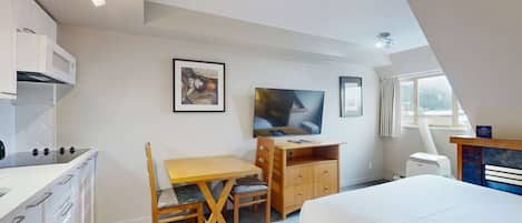 Iron/ironing board, Internet