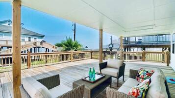 House, Multiple Beds, Patio (Bailey Beach House) | Terrace/patio
