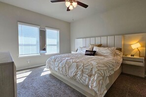 House | 2 bedrooms - Corporate Retreat Near Houston and Med Ctr (Pearland)