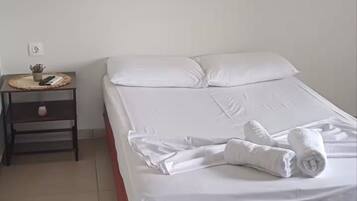 Acceso a internet y ropa de cama