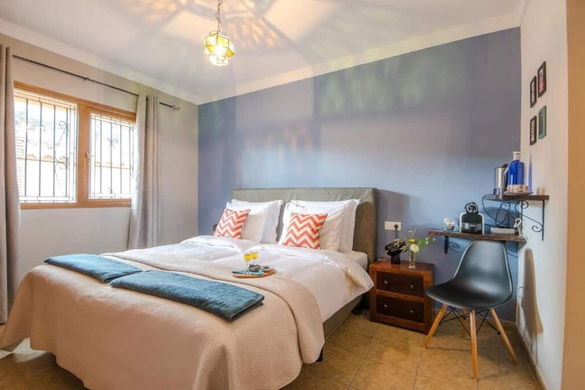 Habitación Confort doble | Caja fuerte y wifi gratis