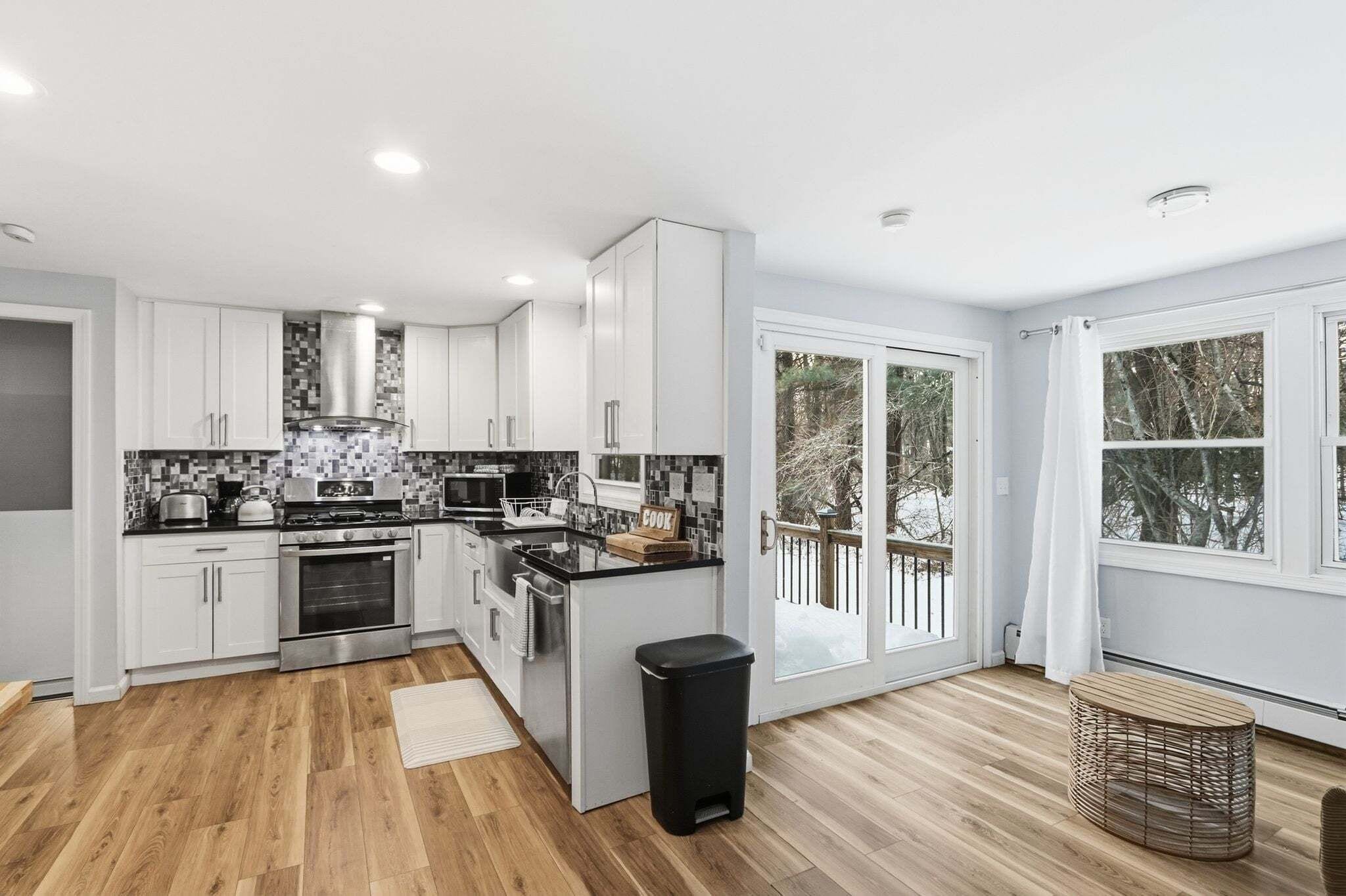 House, 3 Bedrooms | Private kitchen | Fridge, oven, coffee/tea maker, toaster