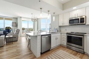 Appartamento, 3 camere da letto | Cucina privata | Frigorifero, forno, macchina per tè/caffè, tostapane