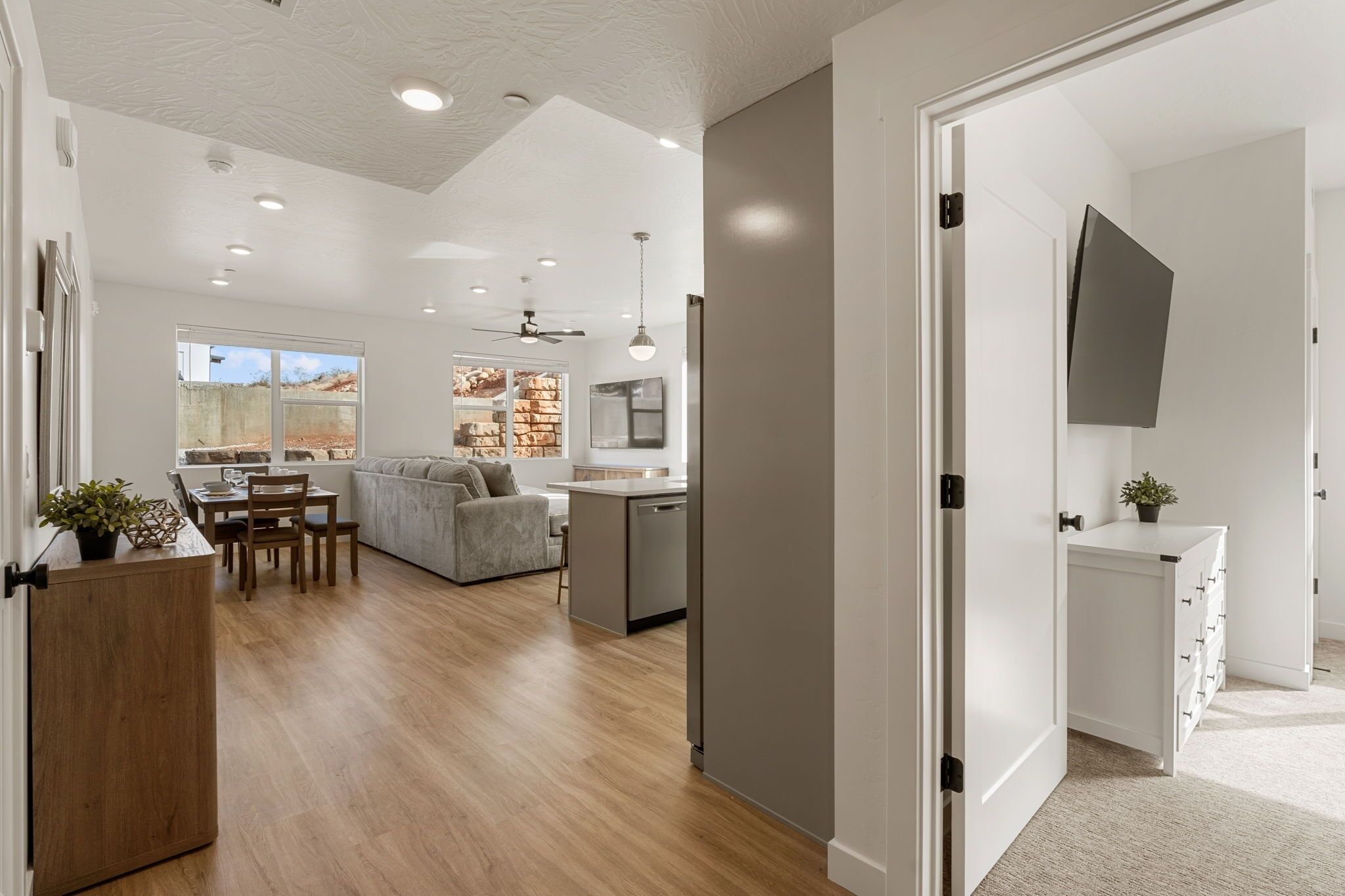 Condo, 2 Bedrooms | Interior