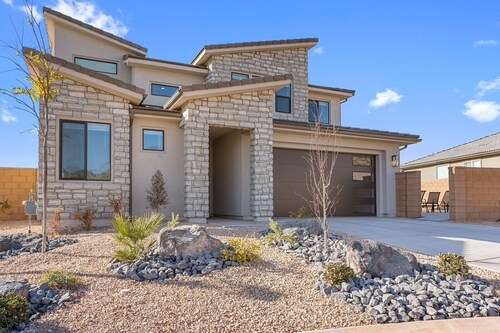 Splash And Putt Paradise 5 Bedroom Home