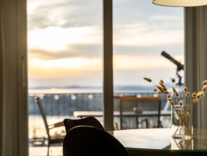 Dining - für 3 Personen und 1 Kind in Sibenik, Dalmatien by Interhome (Šibenik)
