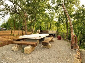 Outdoor dining - Istrien Traditionelles Steinhaus 1 by Interhome (Buzet)