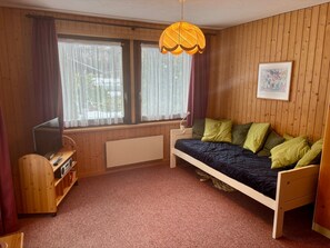 TV, fireplace - Lungern by Interhome (Bürglen OW)
