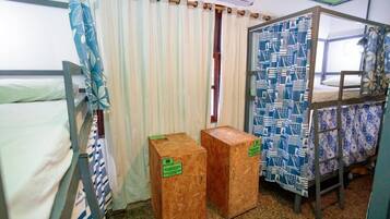 Shared Dormitory, Multiple Beds