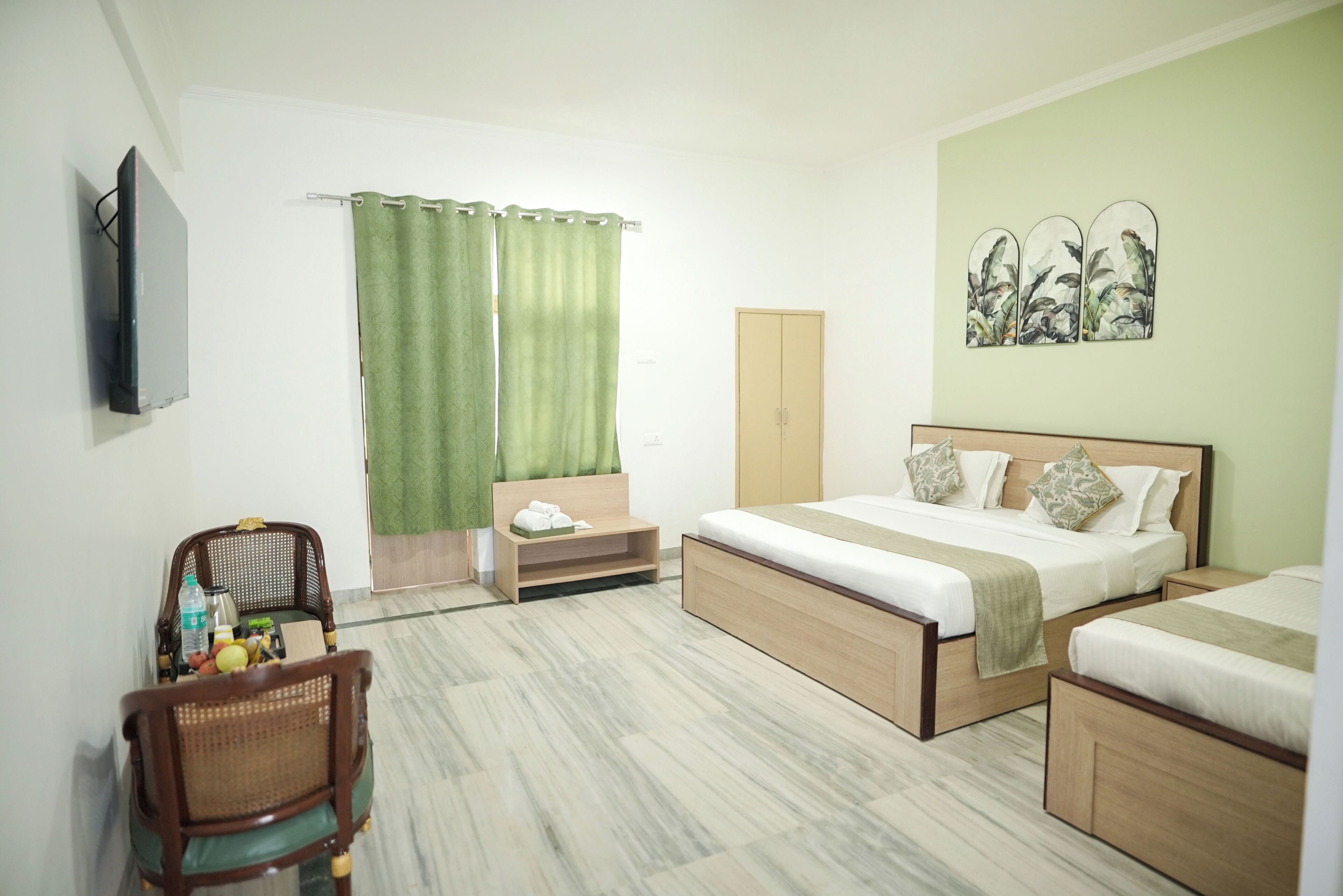 Phòng 3 Superior, ban công, quang cảnh thành phố | Két bảo mật tại phòng, phòng cách âm, bàn ủi/dụng cụ ủi quần áo 