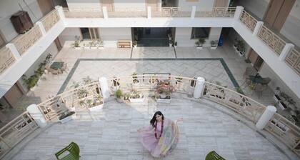 Shri Thakur Ji Niketan Near ISKCON