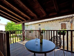 Outdoor dining - Istrien Traditionelles Steinhaus 3 by Interhome (Buzet)