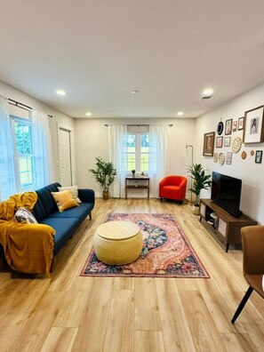 House, Multiple Beds, Kitchen, Garden View (Casa De Campo Unit A) | Living area - Casa De Campo Unit A Up to 3 (Tampa)