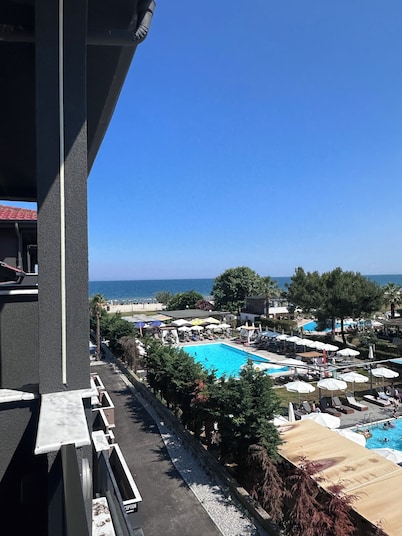OLYMPIADA GIRNI Suites