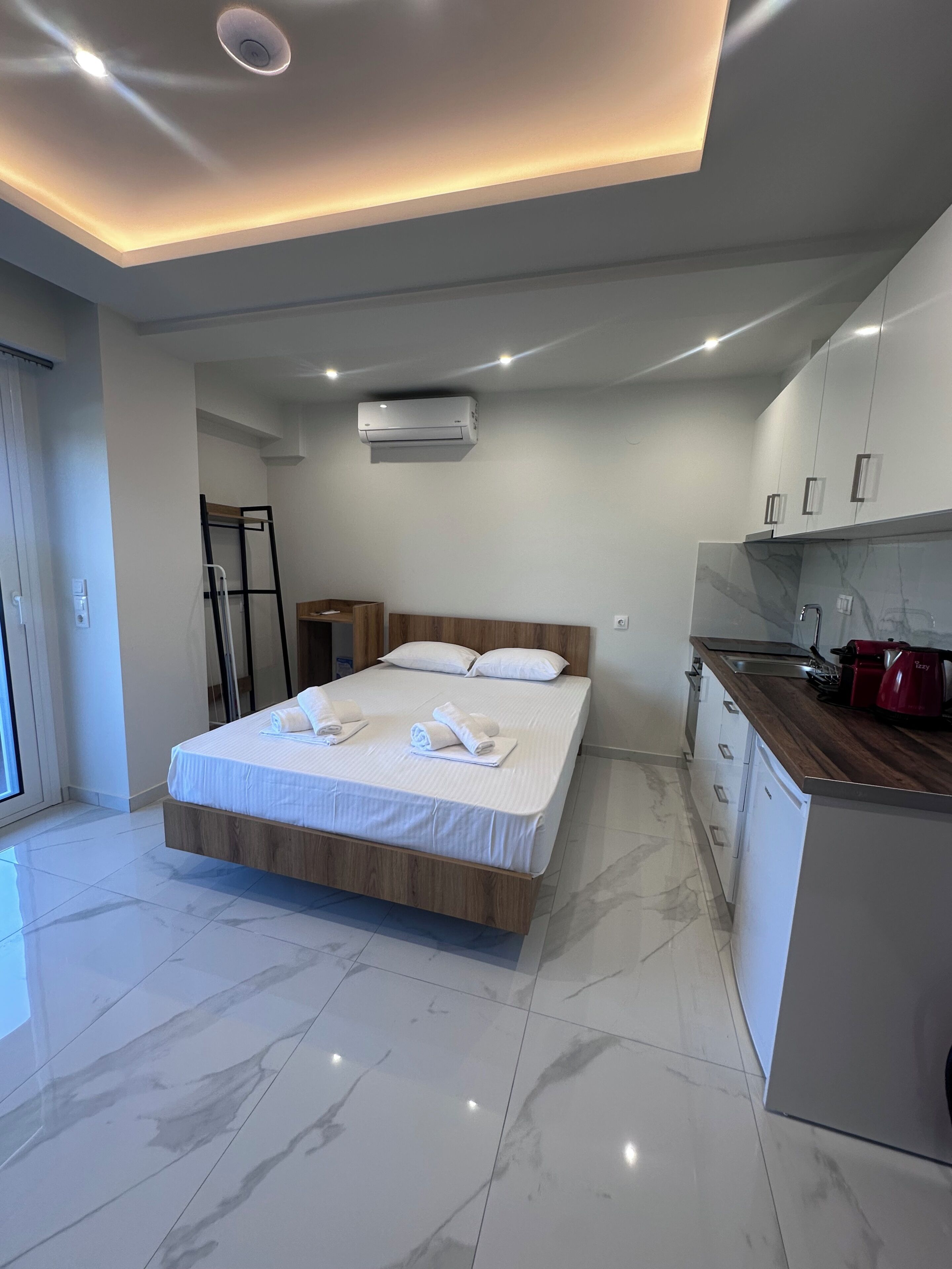 Apartamento familiar, vistas parciales al mar | Wifi gratis y ropa de cama