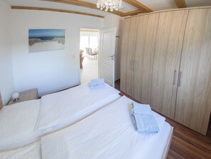 Internet - mit atemberaubendem Blick auf den See by Interhome (Wiefelstede)