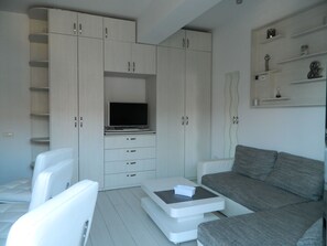 Living area - Wohnung "Militari Residence M1" by Interhome (Berceni)