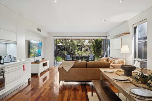 3BR North Fremantle Retreat  Ocean,Bay & Workspace