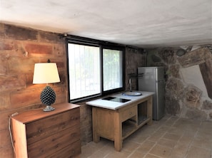 Kitchen / Dining Room - Giniusa' Studio mit Whirlpool-Badewanne by Interhome (Calabernardo)