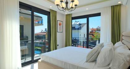 Große Villa in Fethiye Ausserhalb im grünen by Interhome