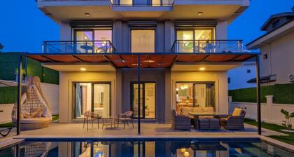 Große Villa in Fethiye Ausserhalb im grünen by Interhome