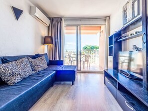 TV - Ponderosa by Interhome (Cambrils)