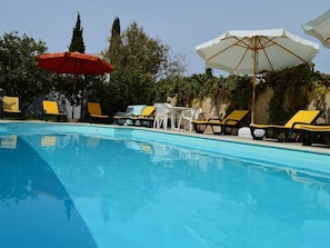 Pool - Große Wohnung in Carvoeiro mit Möblierter Terrasse by Interhome (Carvoeiro)