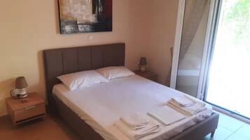 Internet, bed sheets