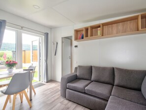 TV - Tiny Haus Carpe Diem by Interhome (Beilngries)