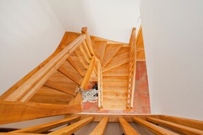 Interior - Modern house with herb garden - Maison 30 (Saint-Jean-de-Laur)