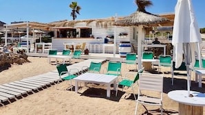 Outdoor dining - Strandvilla Beach and Ocean in Son Serra De Mari by Interhome (Son Serra de Marina)