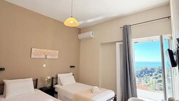 Standard Apartment, 2 Bedrooms, Sea View (Apartment 4) | Blackout drapes, free WiFi