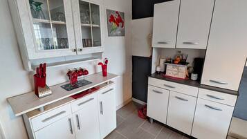 Fridge, microwave, dishwasher