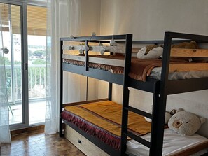 1 bedroom - Bright T2 at the port, air conditioning, loggia with view, parking included (Canet-en-Roussillon)