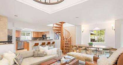 Dolomite 11 | 5-Bedroom Townhome | 3 Levels | Walk to Town & Mountain Access