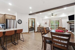 Cabin, Multiple Beds, Hot Tub, Mountain View (Cozy Creekside) | Dining - Cozy Creekside Stay for 8 (Hollister)