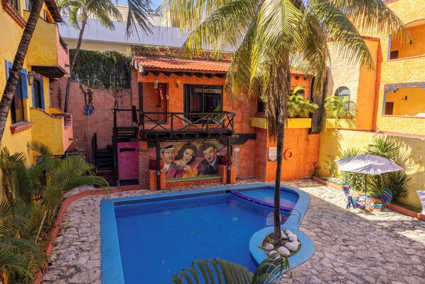 Superior Suite, Pool View | Pool | Outdoor pool - Hotel Hacienda Maria Bonita (Playa del Carmen)