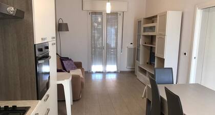 Sicily house 100 mt from the sea, garden, climate, terrace, laundry room