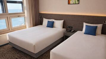 Desk, laptop workspace, free WiFi