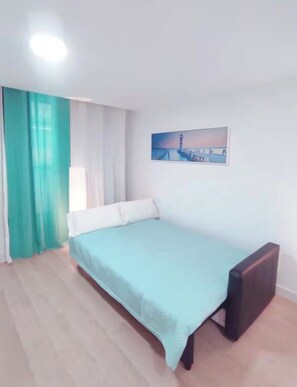 WiFi, bed sheets - APARTMENT IN FIRST LINE OF BEACH! (Las Palmas de Gran Canaria)