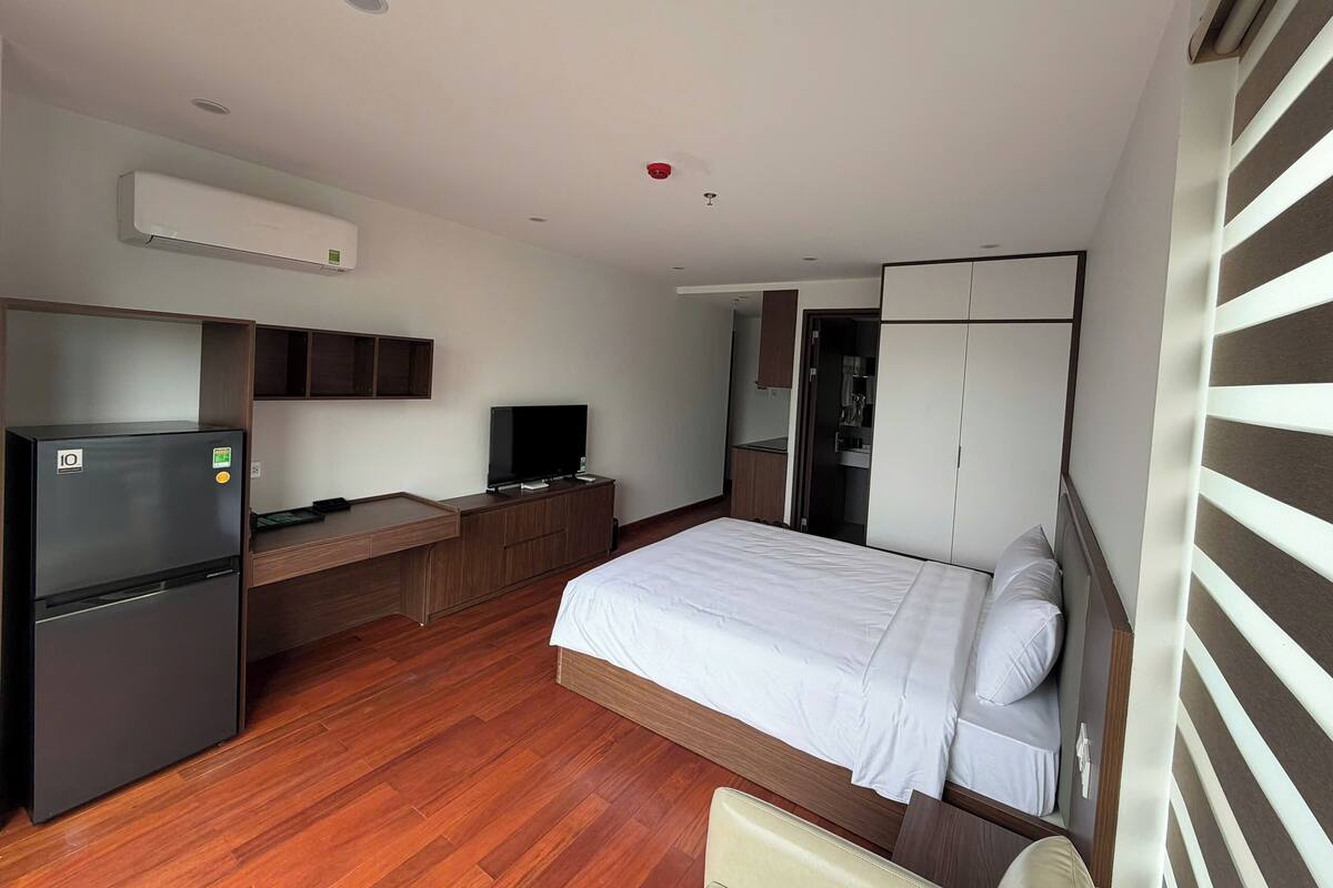 Phòng đôi Executive | Bàn, khu vực làm việc phù hợp cho laptop