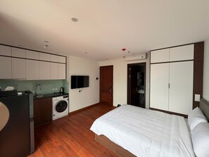 デラックス ダブルルーム | デスク、ノートパソコン用作業スペース、WiFi (無料)