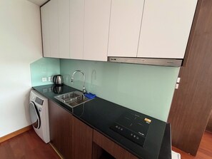 Kühlschrank, Herdplatte