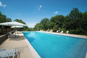 Pool - Recent house surrounded by a natural park (Saint-Jean-de-Laur)