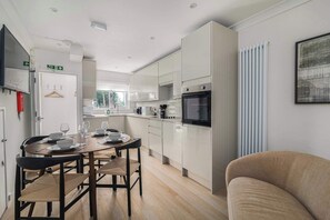Dining - Refurbished 4BDR Home in Harborne Birmingham (Birmingham)